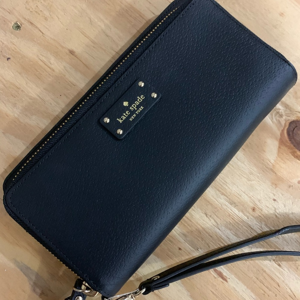 Kate Spade Black Clutch/Wristlet/Wallet